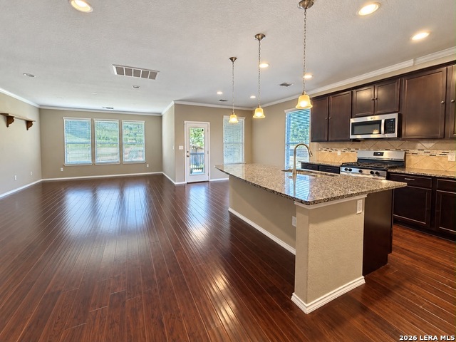 27415 Valle Blf Property Photo 6