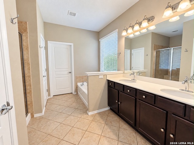 27415 Valle Blf Property Photo 9