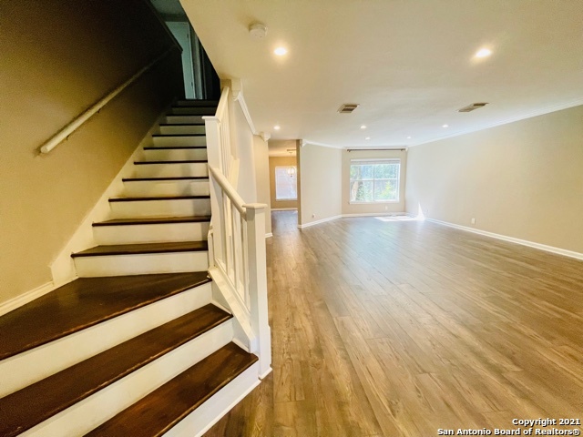 6346 Regency Ln Property Photo 5
