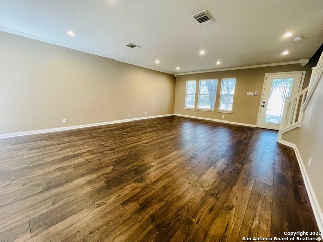 6346 Regency Ln Property Photo 6