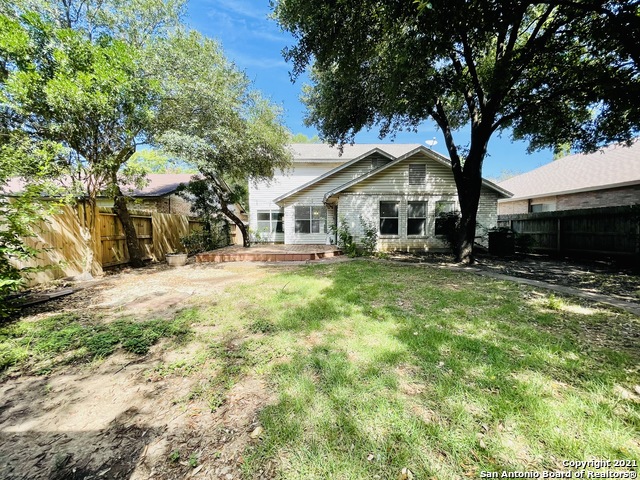 6346 Regency Ln Property Photo 11