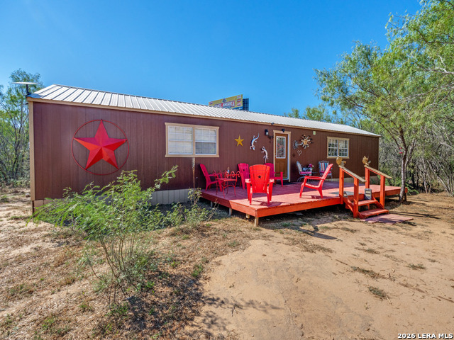 15725 N Interstate 35 Property Photo 8
