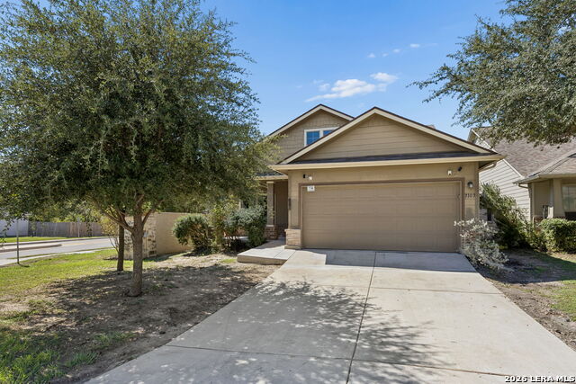 7103 Azalea Sq Property Photo 1