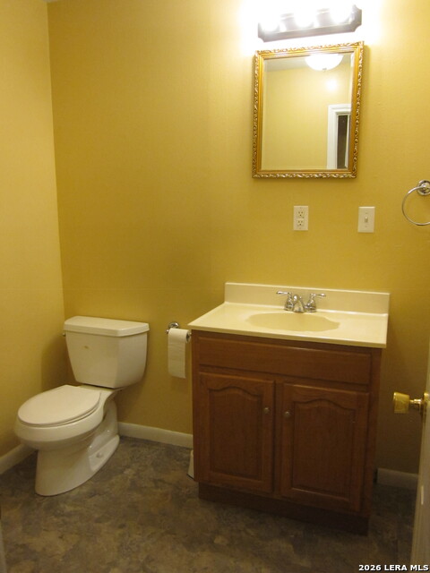 203 Houston St Property Photo 24