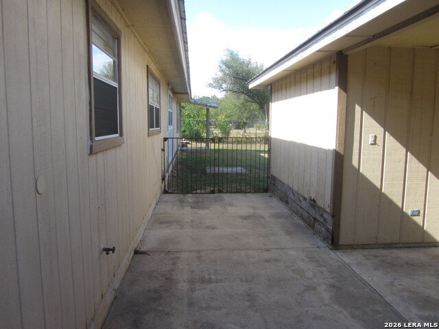 203 Houston St Property Photo 35