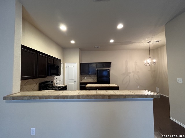 697 - 701 Creekside Circle Property Photo 5
