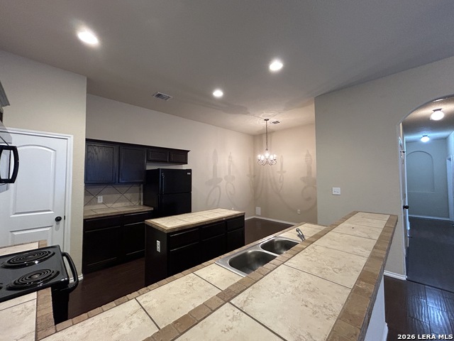 697 - 701 Creekside Circle Property Photo 7