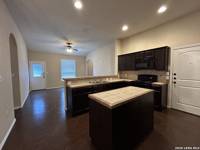 697 - 701 Creekside Circle Property Photo 10