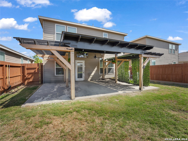 426 Dappled Willow Property Photo 32