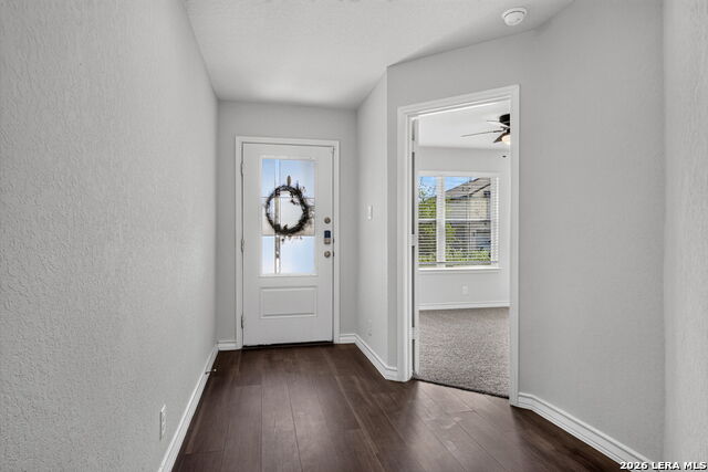 723 Overlook Rdg Property Photo 4