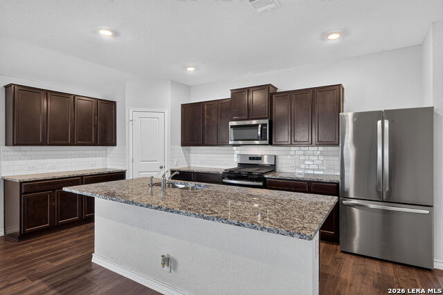 723 Overlook Rdg Property Photo 12