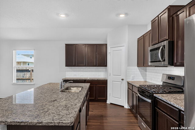 723 Overlook Rdg Property Photo 13