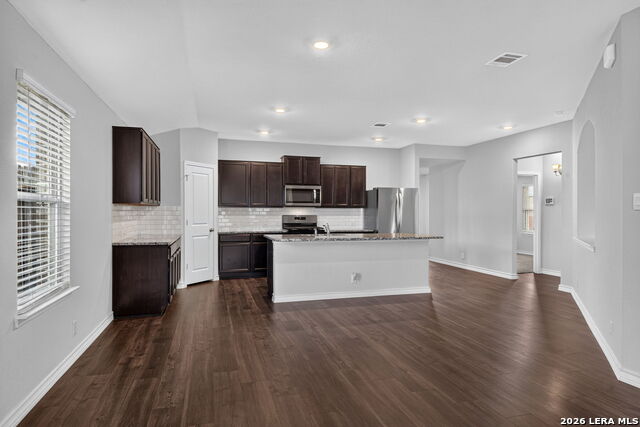 723 Overlook Rdg Property Photo 16