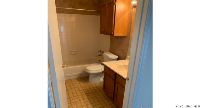 6330 Cambridge Dr Property Photo 14