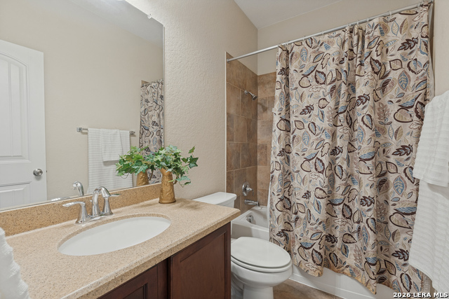1158 Legacy Dr Property Photo 11