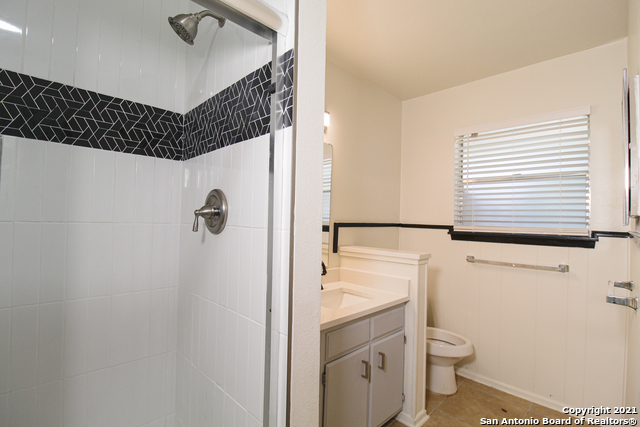 332 E Terra Alta Dr Property Photo 6