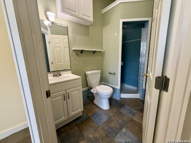 323 Carleton Ct Property Photo 5