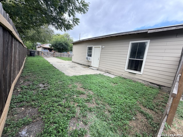 1522 Gibbs Property Photo 5