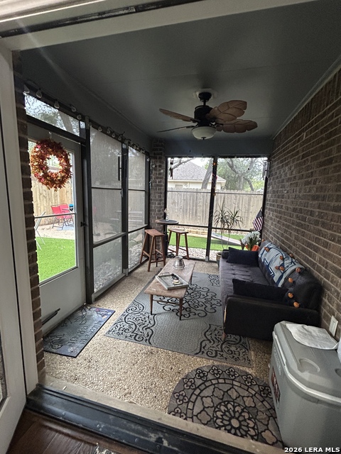 16731 Henderson Pass Property Photo 20