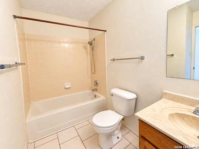 2854 Almond Field Dr Property Photo 9