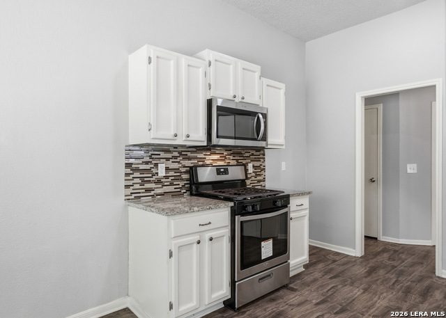 10006 Windburn Trl Property Photo 8