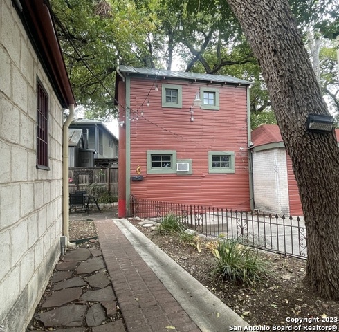 115 Camargo Property Photo 2