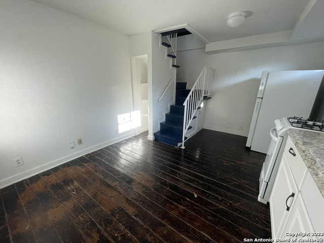 115 Camargo Property Photo 4