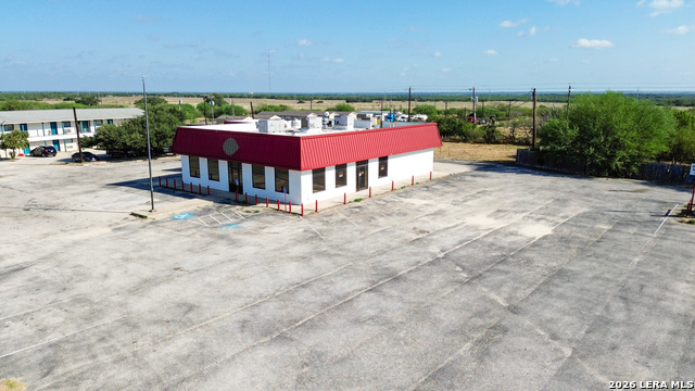 103312 Ih 37 Property Photo 7