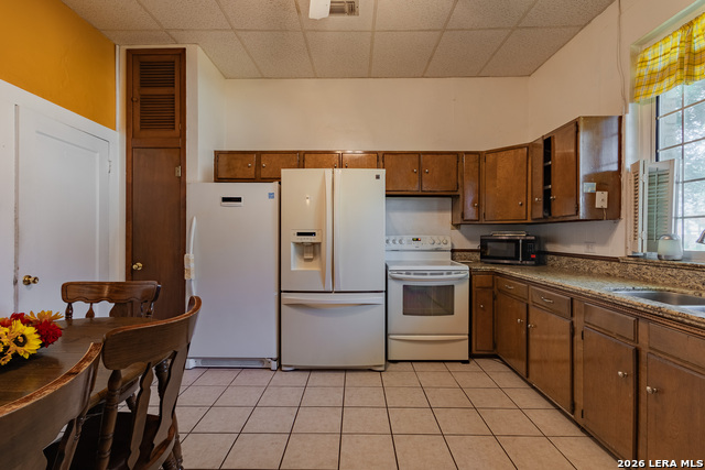 450 N Monroe St Property Photo 19
