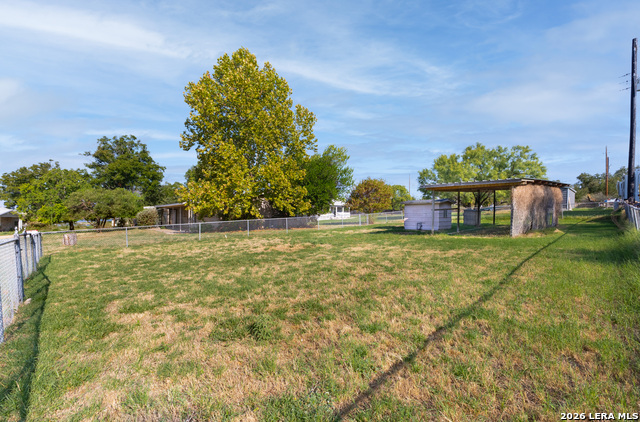 212 Bluebonnet St Property Photo 29