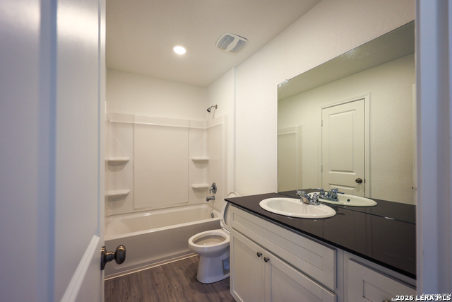 232 Kayden Ct Property Photo 6