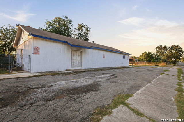 3802 W Salinas St Property Photo 8