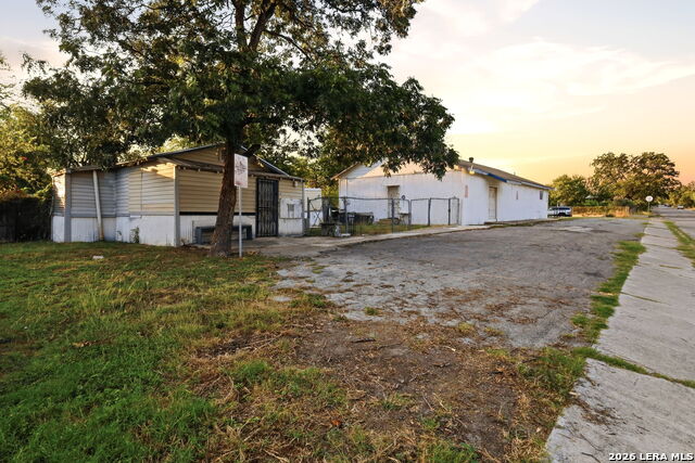 3802 W Salinas St Property Photo 9