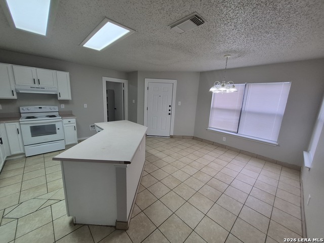 8043 Chestnut Manor Dr. Property Photo 10
