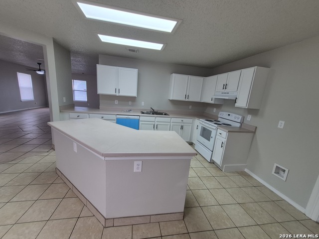 8043 Chestnut Manor Dr. Property Photo 12