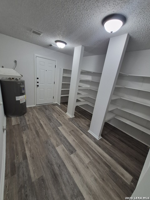 8043 Chestnut Manor Dr. Property Photo 15