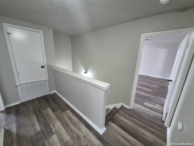 8043 Chestnut Manor Dr. Property Photo 18