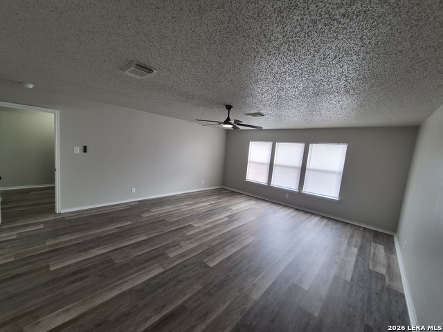 8043 Chestnut Manor Dr. Property Photo 20