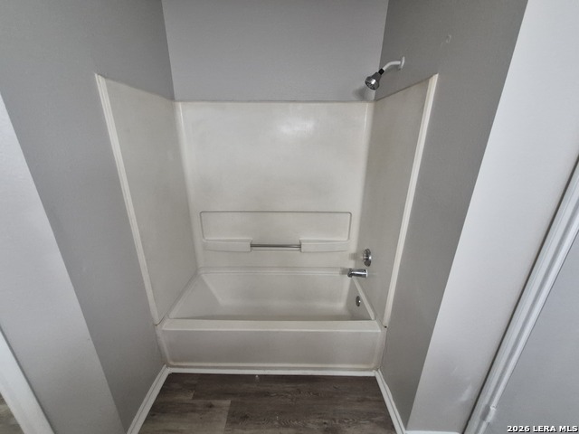 8043 Chestnut Manor Dr. Property Photo 24