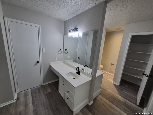8043 Chestnut Manor Dr. Property Photo 25
