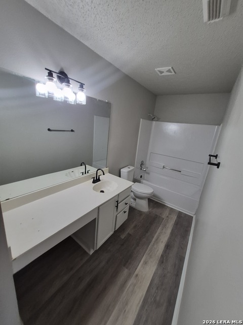 8043 Chestnut Manor Dr. Property Photo 42