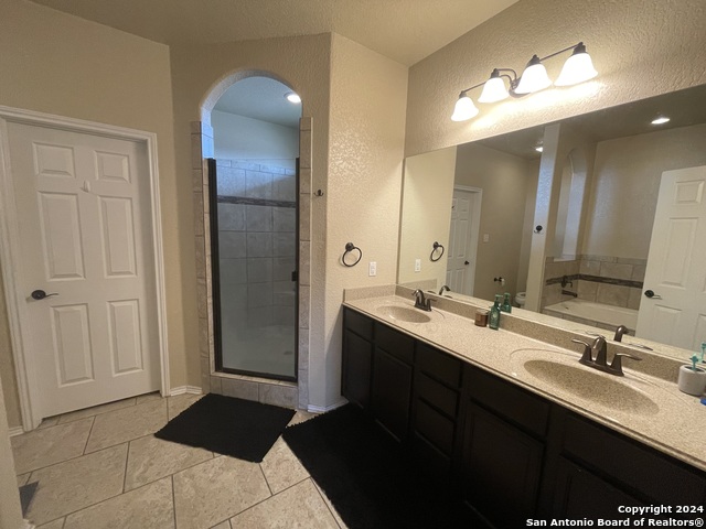 11402 Roadrunner Property Photo 5