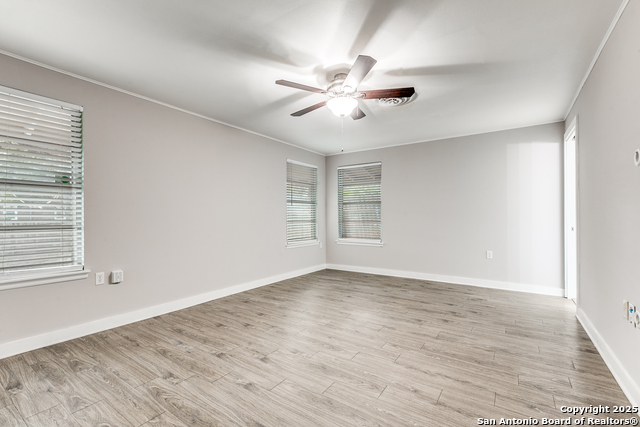 7426 Robin Rest Dr Property Photo 11