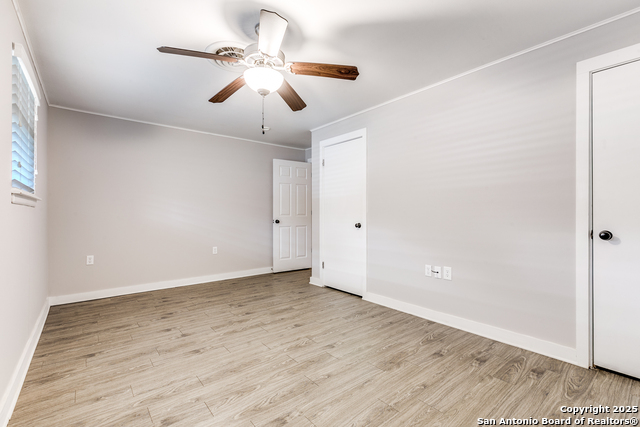 7426 Robin Rest Dr Property Photo 18