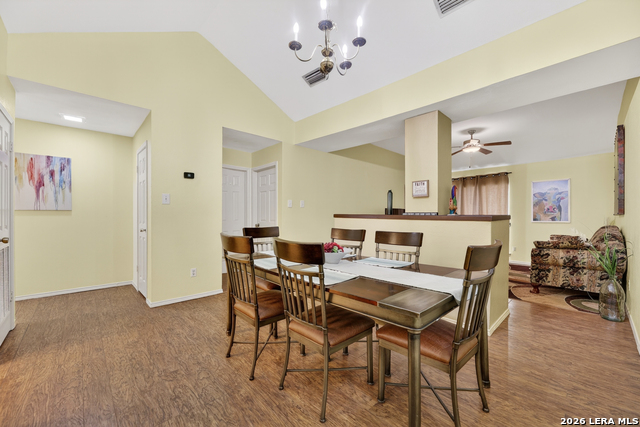 715 Brazos St Property Photo 8