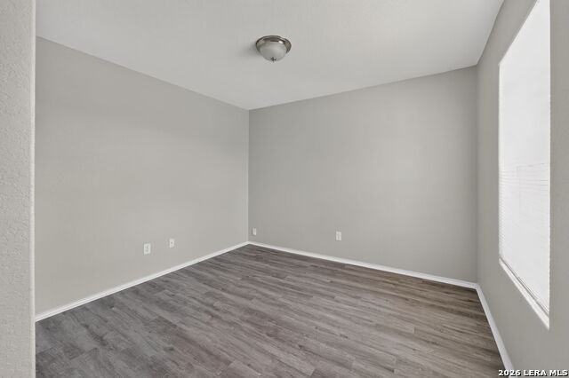 7526 Crestway Rdg Property Photo 12
