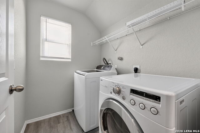 7526 Crestway Rdg Property Photo 23