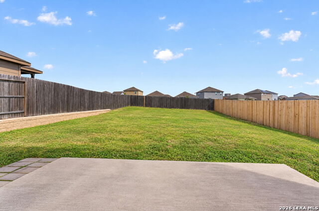 7526 Crestway Rdg Property Photo 25