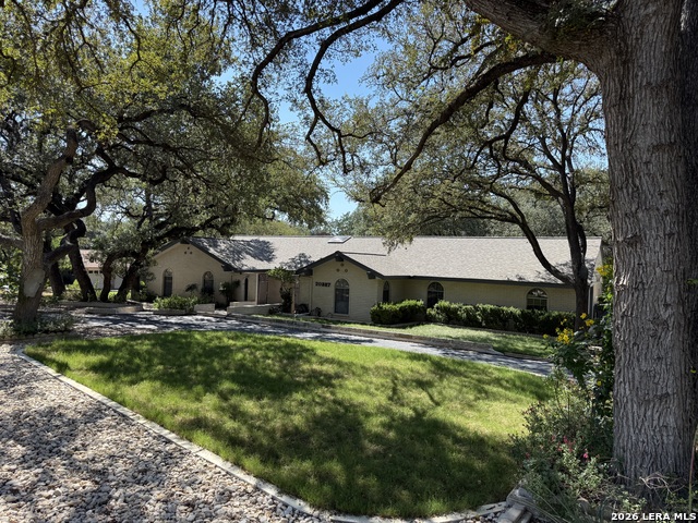 20387 Grass Creek Road Property Photo 1