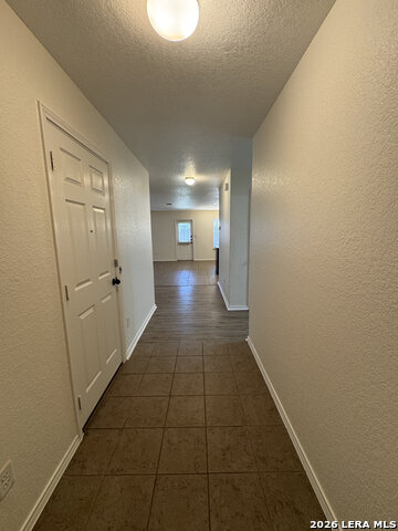 9022 Walking Crk Property Photo 4